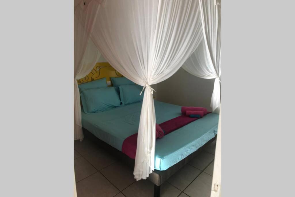 Ks Villa La Coulee 4 Etoiles Сен Франсоа Екстериор снимка